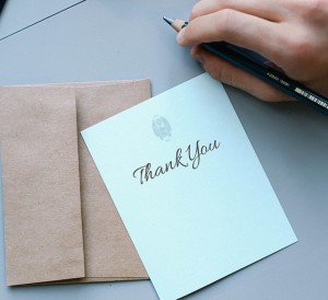 Who to tip at the end of the year, a form of thank you for the people who help us every day.